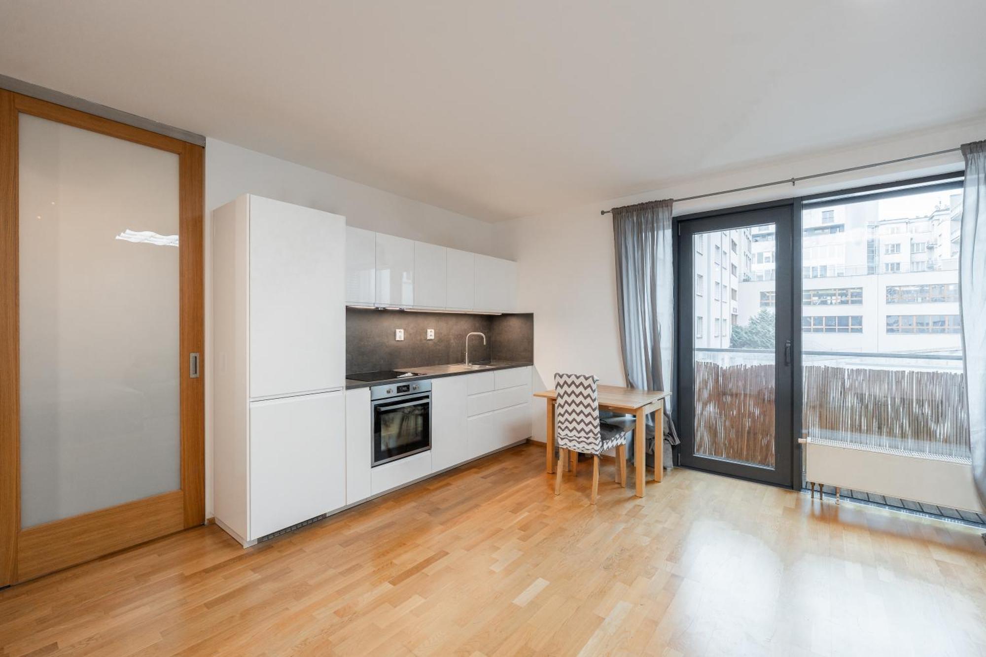 Krizikova Down Town With Parking Apartamento Praga